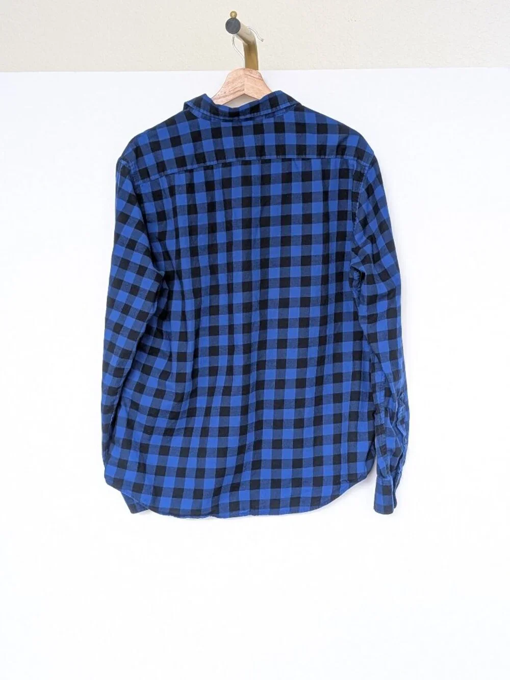 Banana Republic Men's L Blue buffalo check Plaid long-sleeve Button-up Shirt